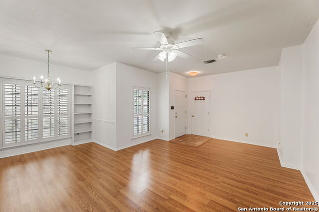 Image 5 of 26 For 11839 Parliament St  1113