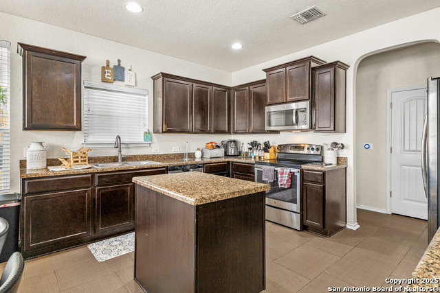 Image 10 of 24 For 3910 Adair  