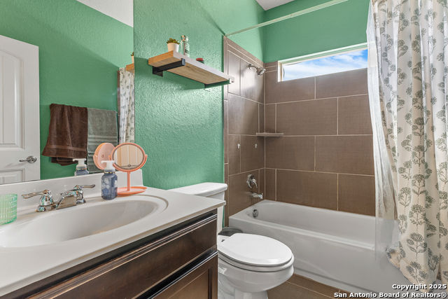 Image 13 of 24 For 3910 Adair  