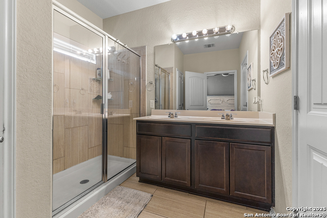 Image 18 of 24 For 3910 Adair  