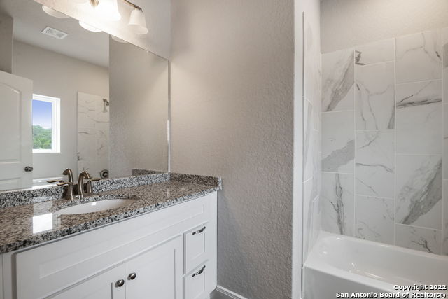 Image 17 of 23 For 2820 Puter Creek Rd  B
