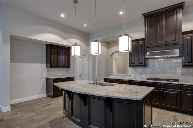 Image 13 of 34 For 28936 Stevenson Gate