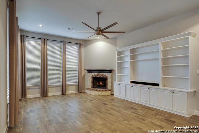 Image 17 of 34 For 28936 Stevenson Gate
