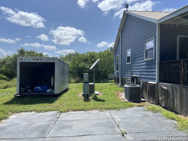 Image 18 of 24 For 621 Cr 356  