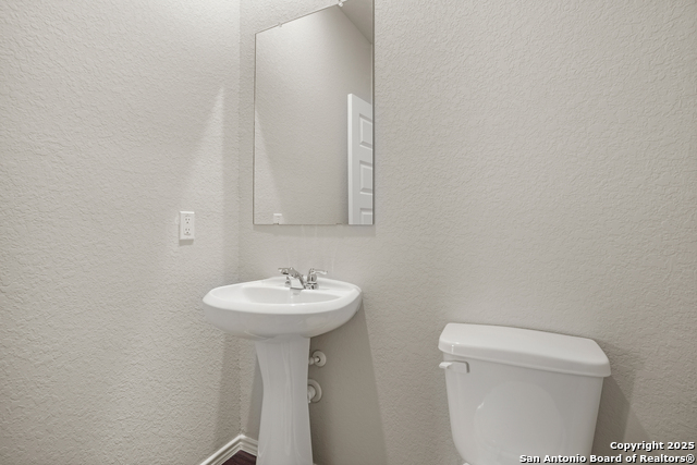 Listing photo id 5 for 9310 Graze Land Drive
