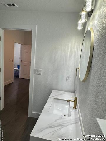 Listing photo id 8 for 1222 Mason St.