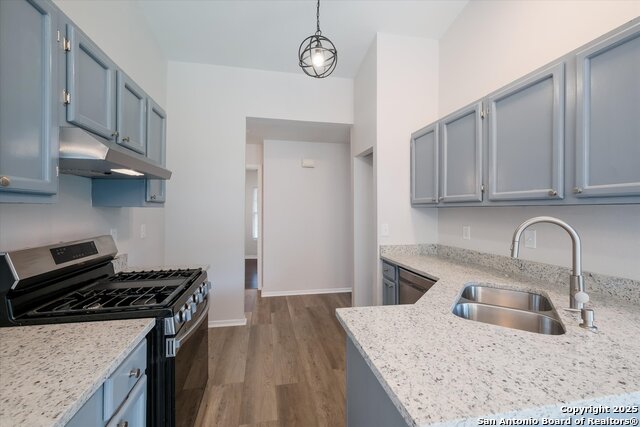 Listing photo id 5 for 9455 Greens Pt