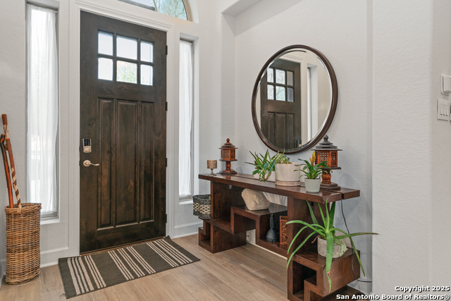Listing photo id 14 for 430 James Way