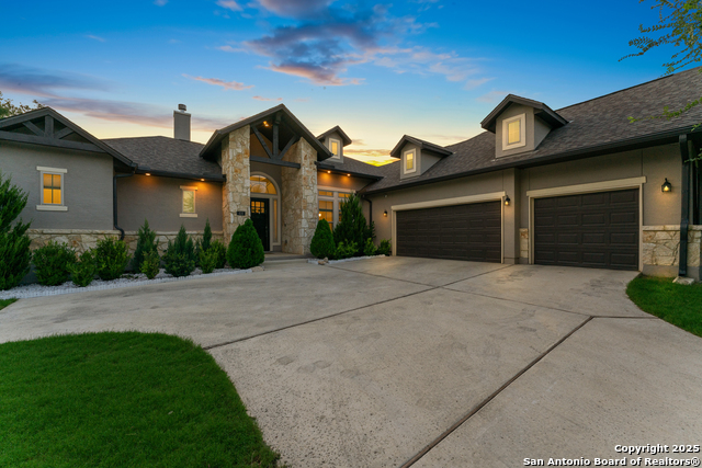 Listing photo id 0 for 430 James Way