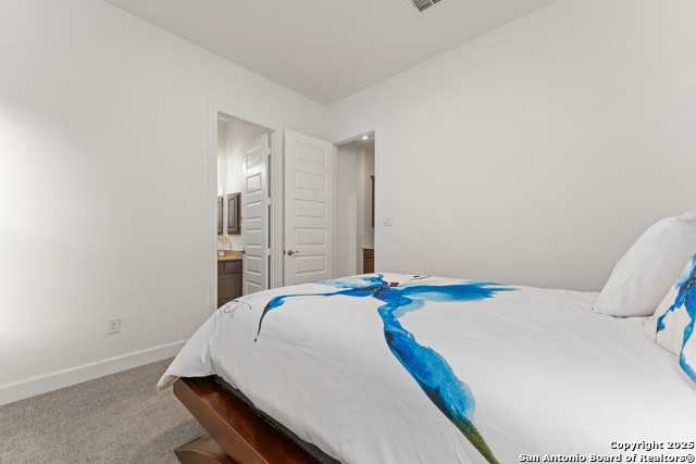 Listing photo id 22 for 430 James Way