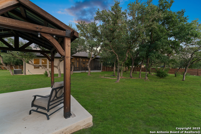 Listing photo id 29 for 430 James Way
