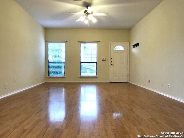 Image 8 of 25 For 6238 Jolie Ct W
