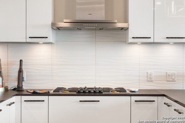 Image 5 of 47 For 123 Lexington Avenue  1305