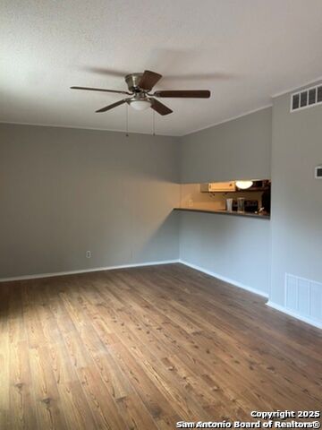 Image 6 of 29 For 5010 Arbor Ridge Dr