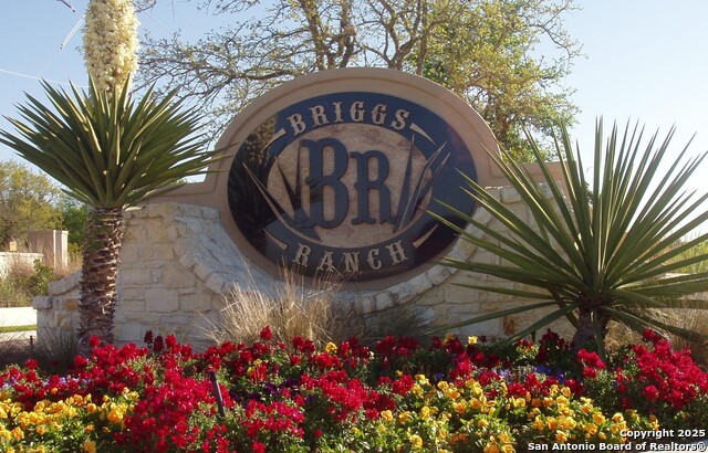 Listing photo id 5 for 3027 Rustlers Trail