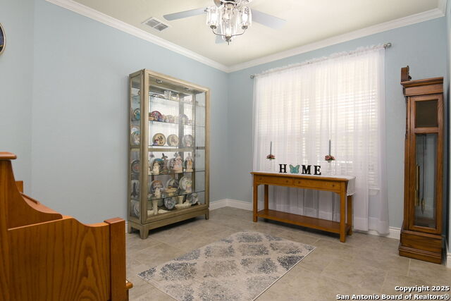 Image 4 of 44 For 12829 Sandy White