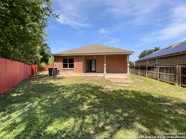 Listing photo id 6 for 8102 Grissom