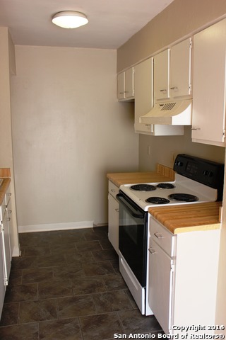 Listing photo id 12 for 3843 Barrington St 219e
