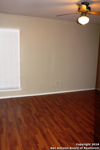 Listing photo id 15 for 3843 Barrington St 219e