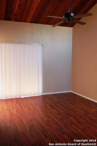 Listing photo id 4 for 3843 Barrington St 219e