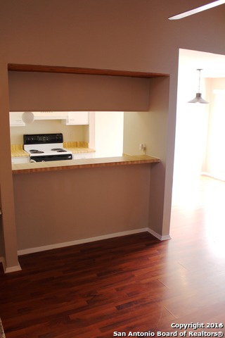 Listing photo id 6 for 3843 Barrington St 219e