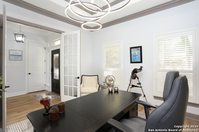 Listing photo id 33 for 2078 Connie Dr