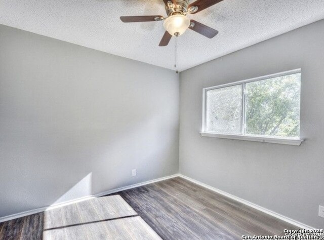 Image 12 of 21 For 9322 Kenton  