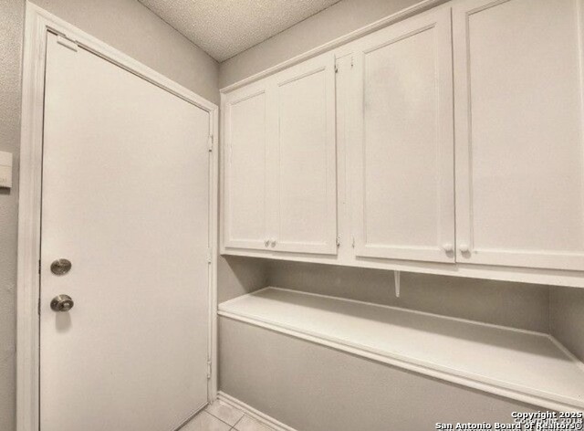 Image 17 of 21 For 9322 Kenton  