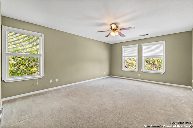 Listing photo id 12 for 8410 Braun Path