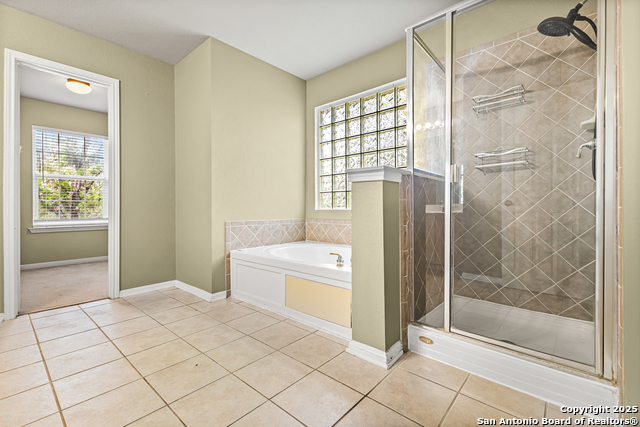 Listing photo id 15 for 8410 Braun Path
