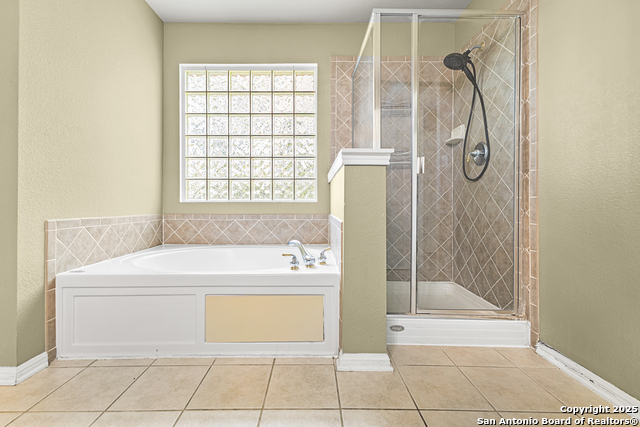 Listing photo id 18 for 8410 Braun Path
