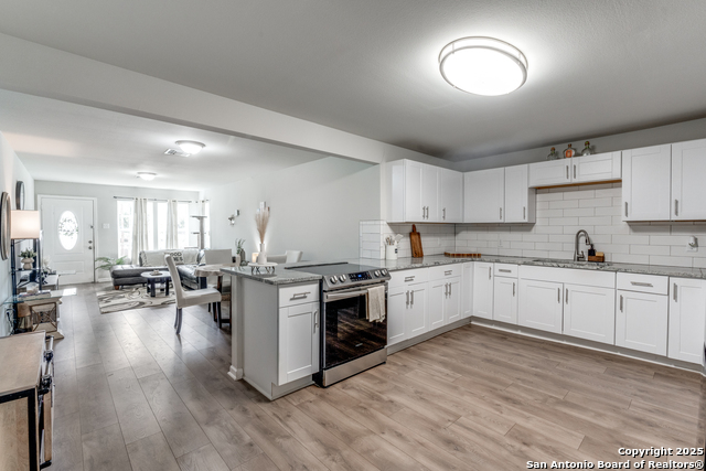 Listing photo id 8 for 5027 Blue Bonnet