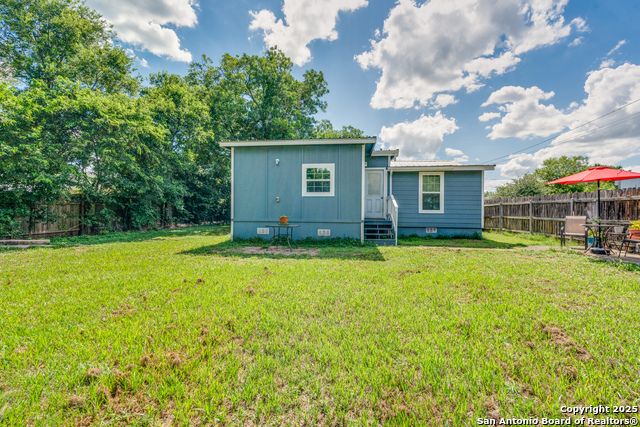Listing photo id 19 for 5027 Blue Bonnet