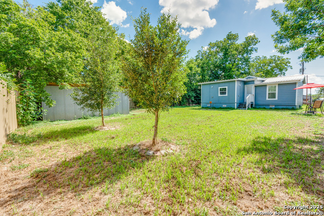 Listing photo id 21 for 5027 Blue Bonnet
