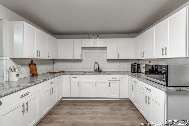 Listing photo id 7 for 5027 Blue Bonnet
