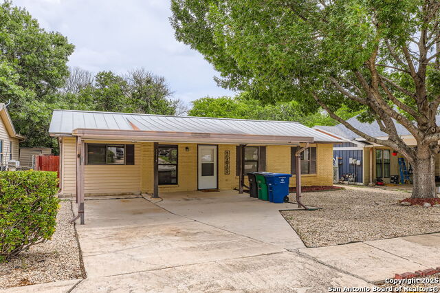 Image 2 of 28 For 11718 Casa Pinto