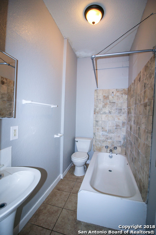 Image 20 of 20 For 1716 Olive St N 4