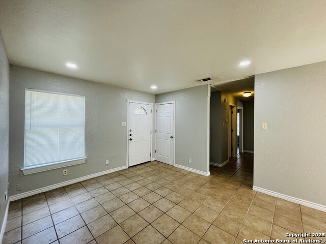 Image 3 of 12 For 4822 Hemphill