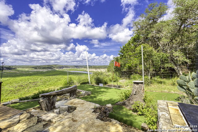 Listing photo id 28 for 314 Sunset