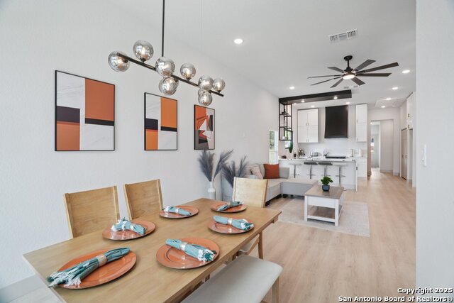Listing photo id 9 for 427 Cass