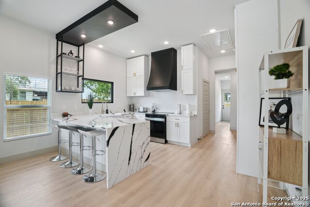 Listing photo id 10 for 427 Cass