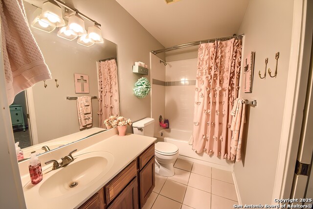 Listing photo id 19 for 13407 Thessaly
