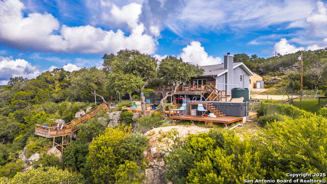 Listing photo id 5 for 314 & 309 Sunset