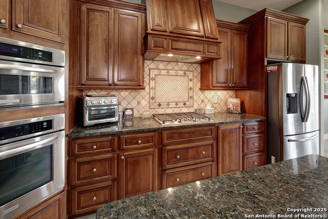 Image 10 of 43 For 3221 Comal Springs