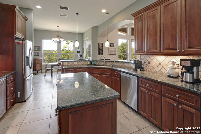 Image 11 of 43 For 3221 Comal Springs