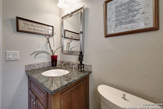 Image 16 of 43 For 3221 Comal Springs