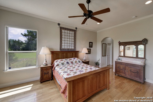 Image 18 of 43 For 3221 Comal Springs
