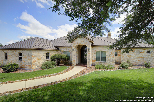 Image 2 of 43 For 3221 Comal Springs