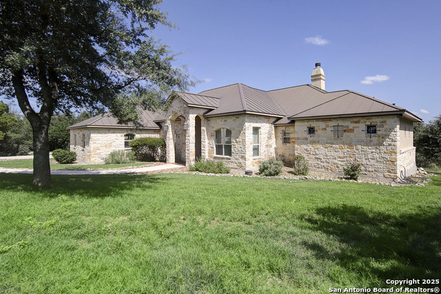 Image 3 of 43 For 3221 Comal Springs