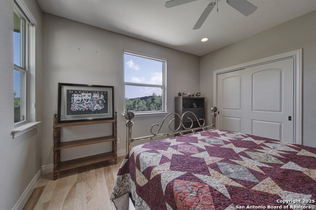 Image 30 of 43 For 3221 Comal Springs